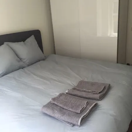 Keizerstraat Apartment, 2 Mins To Beach